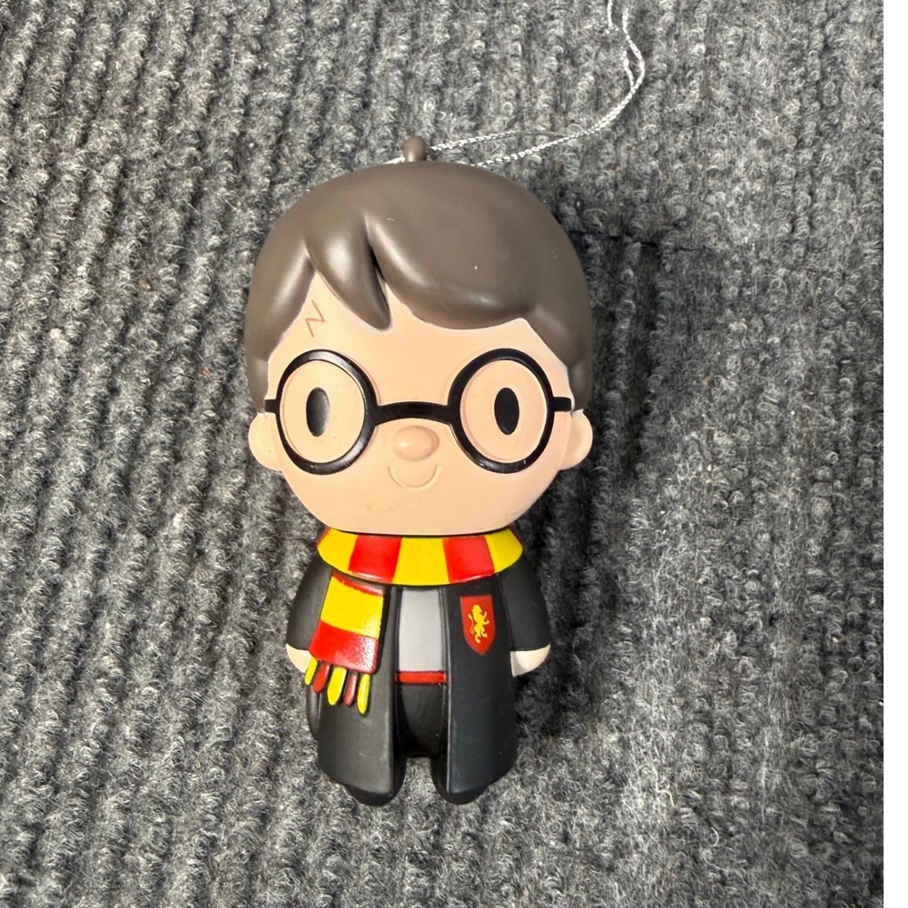 Harry Potter Gryffindor Christmas Ornament Warner Bros 2023 Wizarding World 3.5"